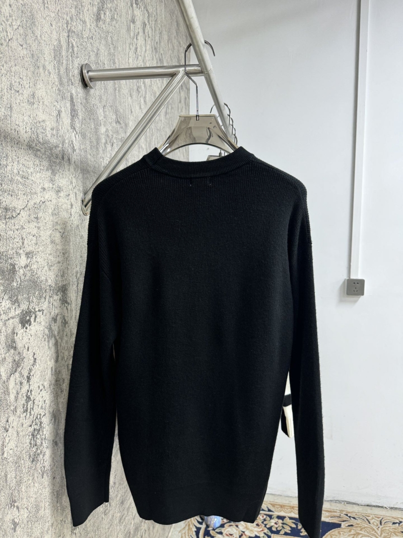 Bv*b*rry sweaters